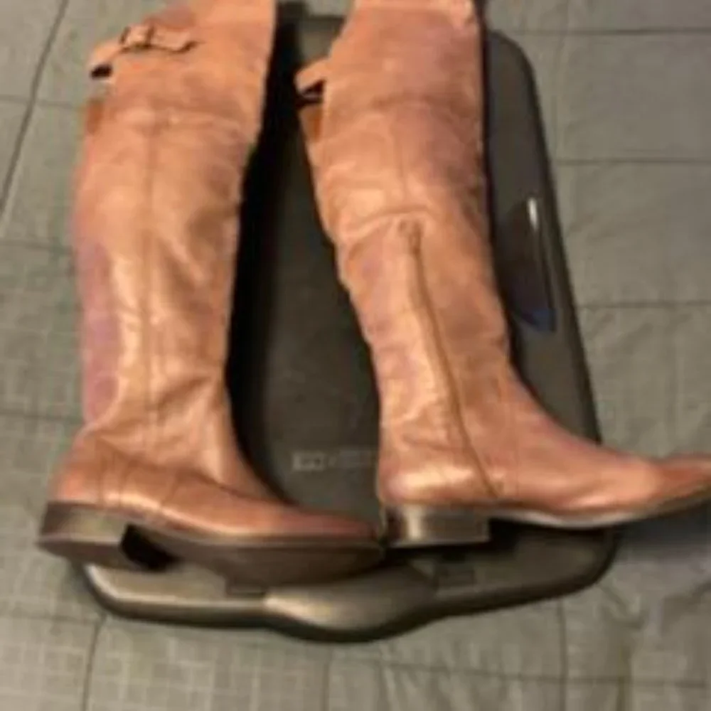 Steve madden SAMMM over the knee boots